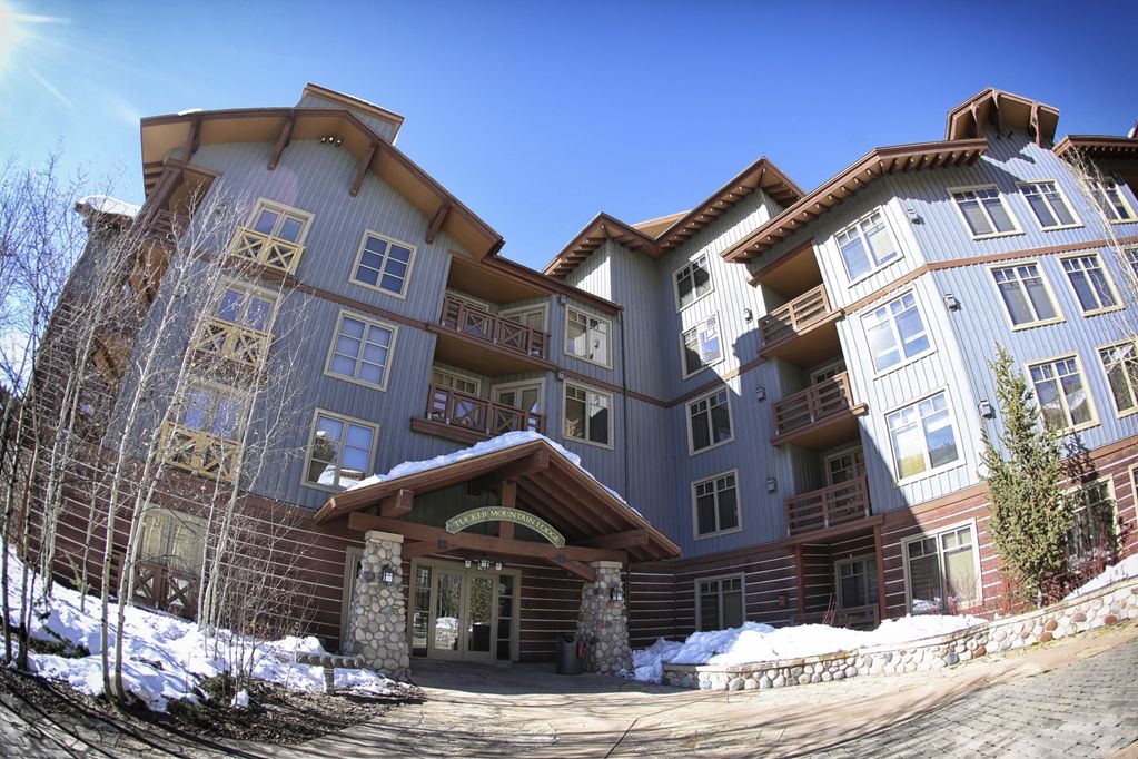 Covered Bridge At Center Village By Copper Mountain Lodging Екстериор снимка