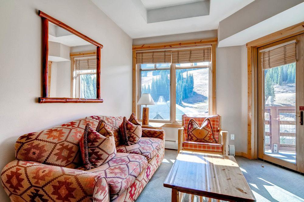 Covered Bridge At Center Village By Copper Mountain Lodging Екстериор снимка