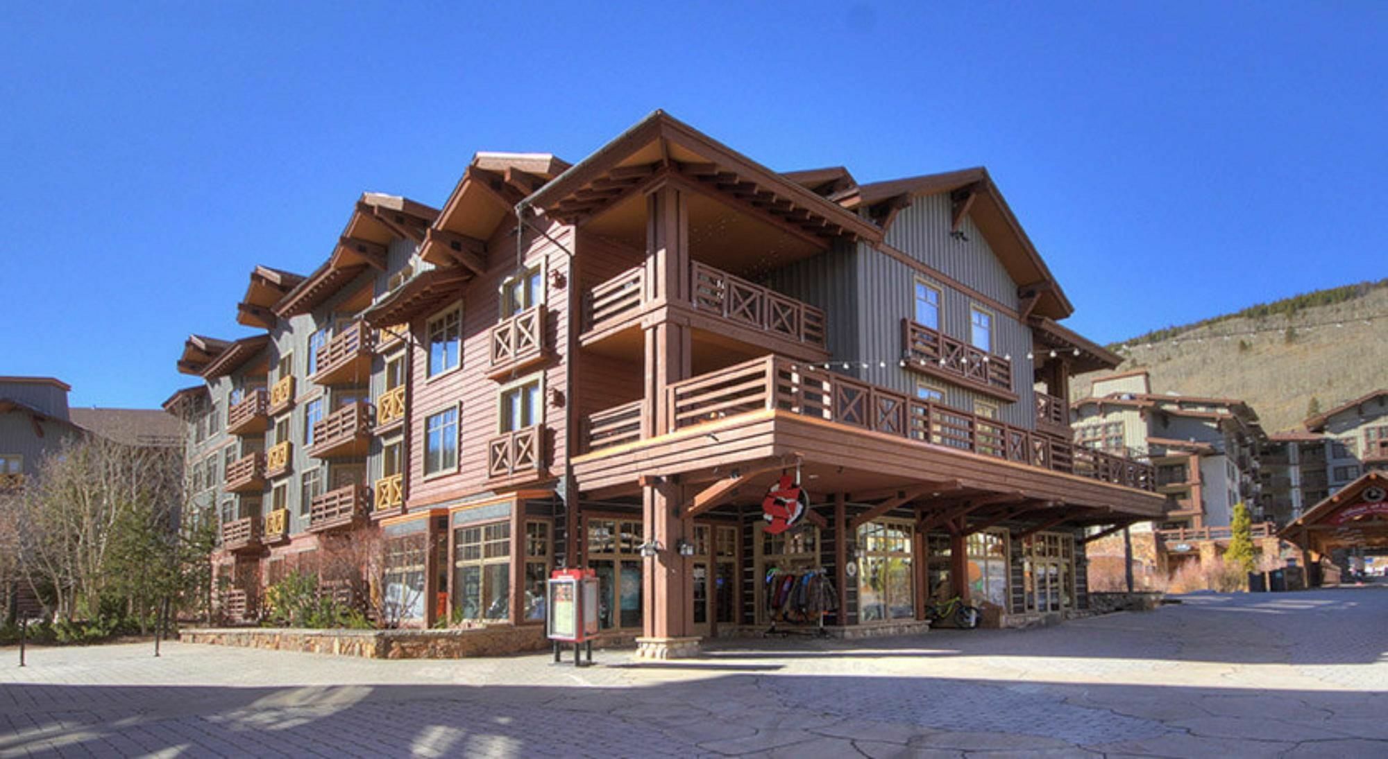 Covered Bridge At Center Village By Copper Mountain Lodging Екстериор снимка